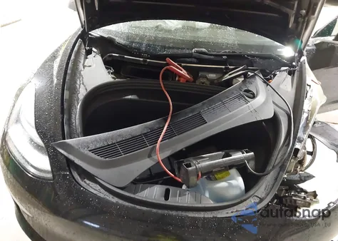 2018 Tesla Model 3 Long Range/Mid Range from USA, damaged, VIN 5YJ3E1EA7JF123271